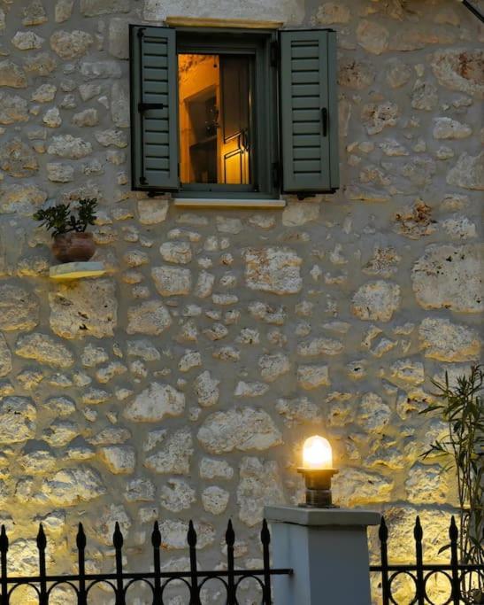 Holiday home La Casa Di Bella A Tradional Stone House With Barbecue *