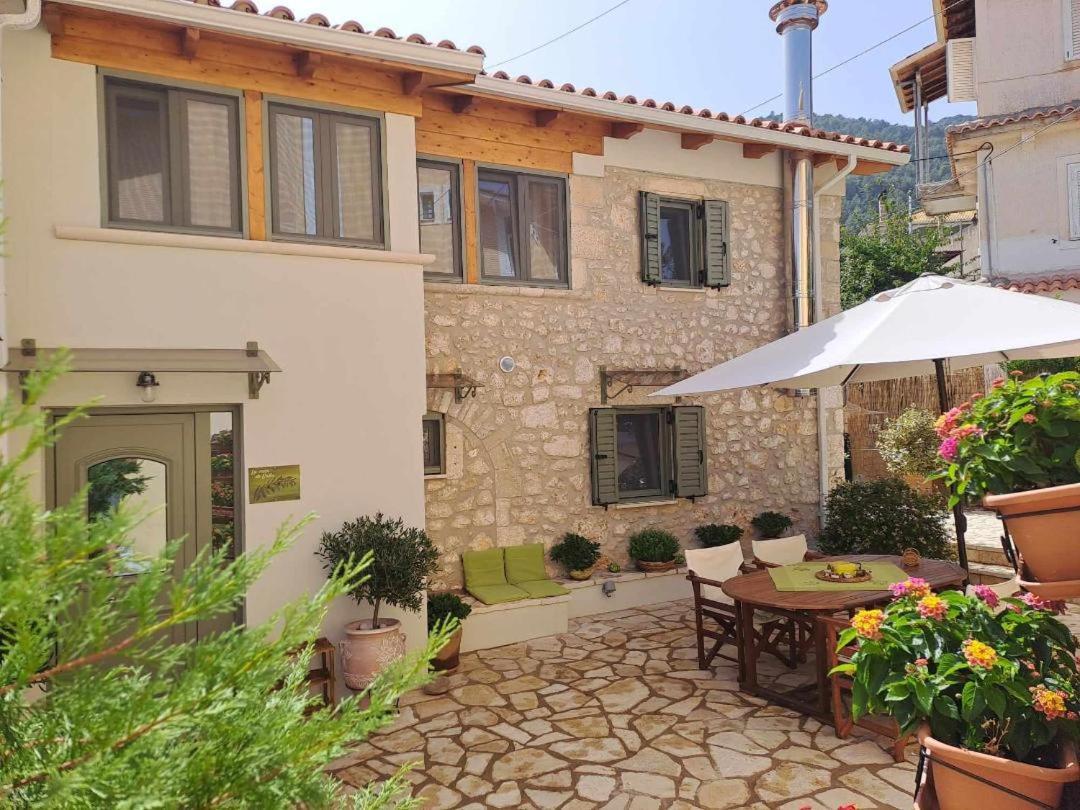 Holiday home La Casa Di Bella A Tradional Stone House With Barbecue *