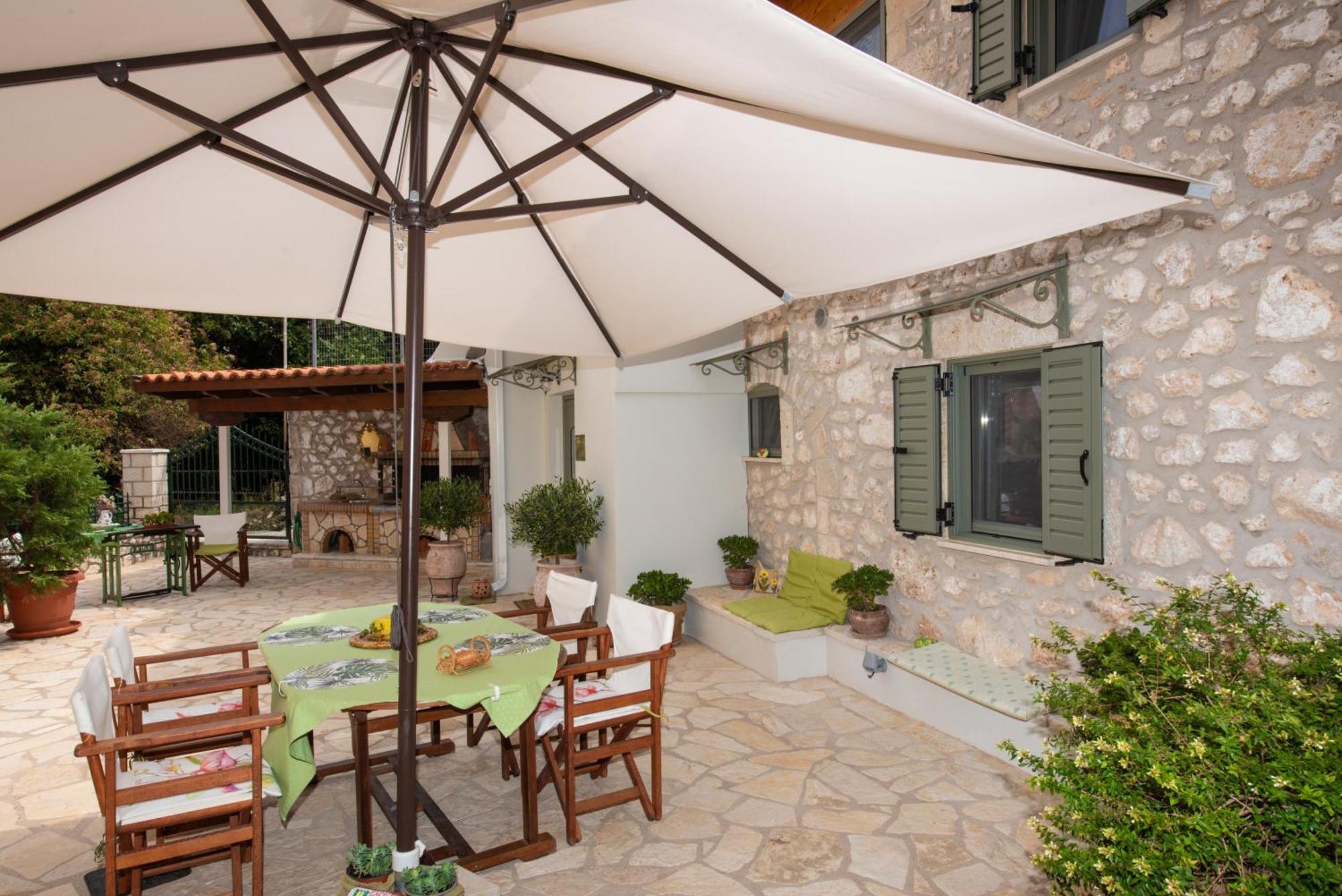 Holiday home La Casa Di Bella A Tradional Stone House With Barbecue Karia (Lefkada)